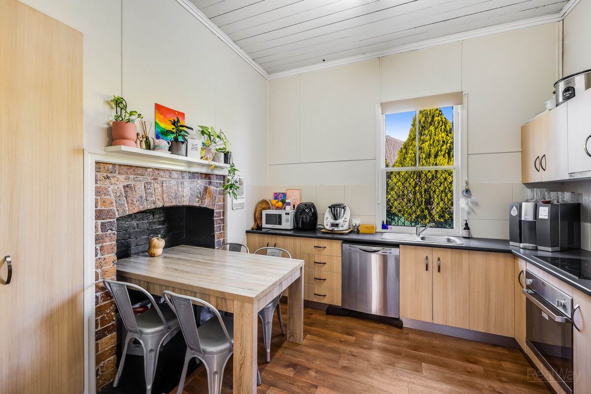 27 Raff Street, Toowoomba City QLD 4350, Toowoomba City - Thumbnail 5