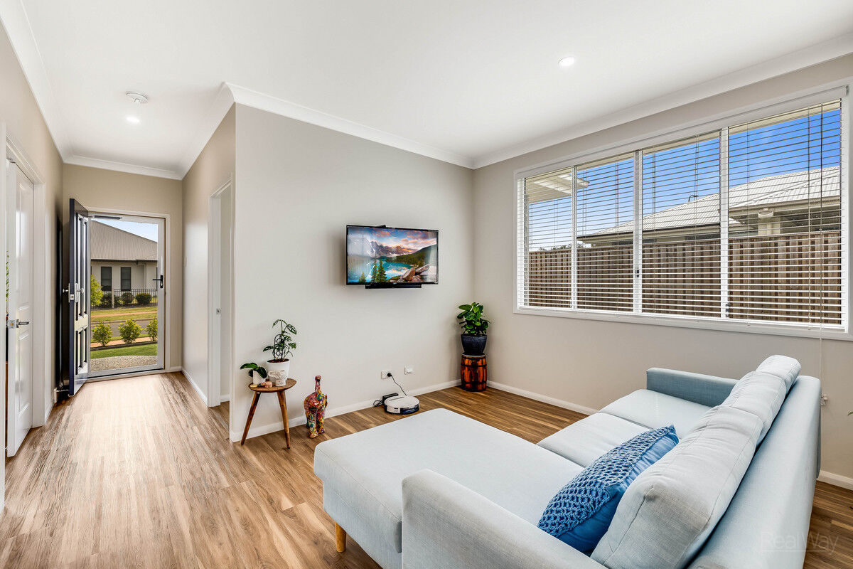 20 McBurnie Avenue, Highfields QLD 4352, Highfields - Thumbnail 8
