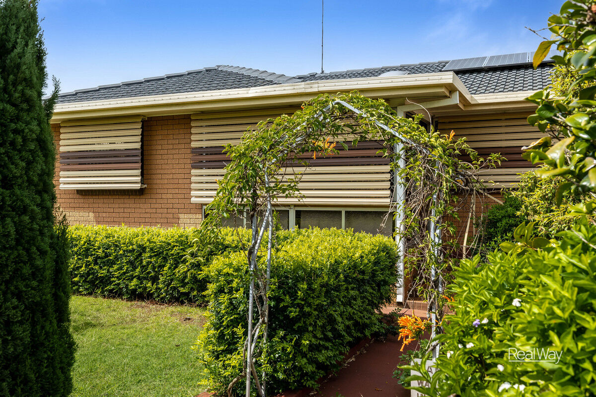 20 Sampson Street, Wilsonton QLD 4350, Wilsonton - Thumbnail 2