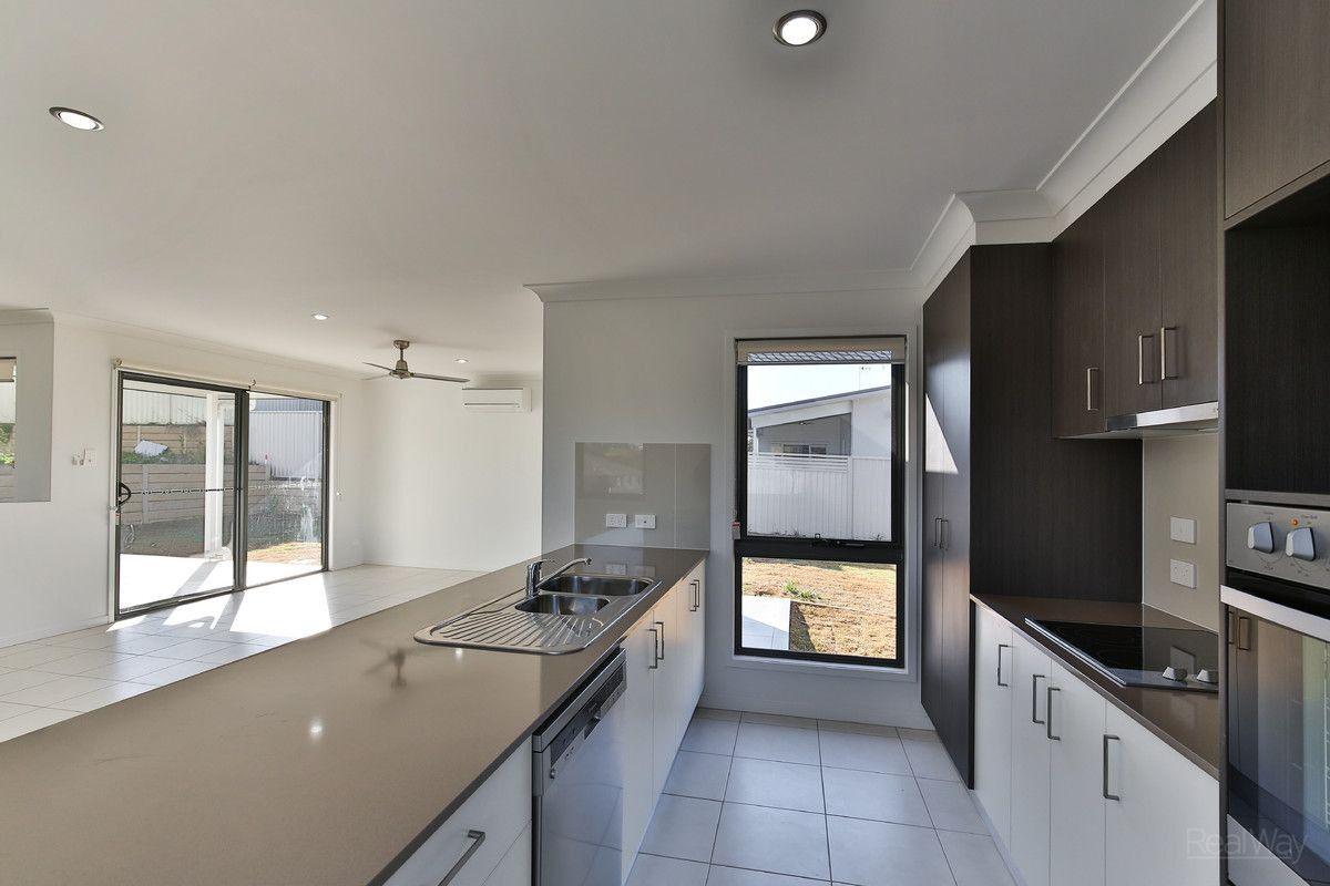 8 Preston Court, Glenvale QLD 4350, Glenvale - Thumbnail 2