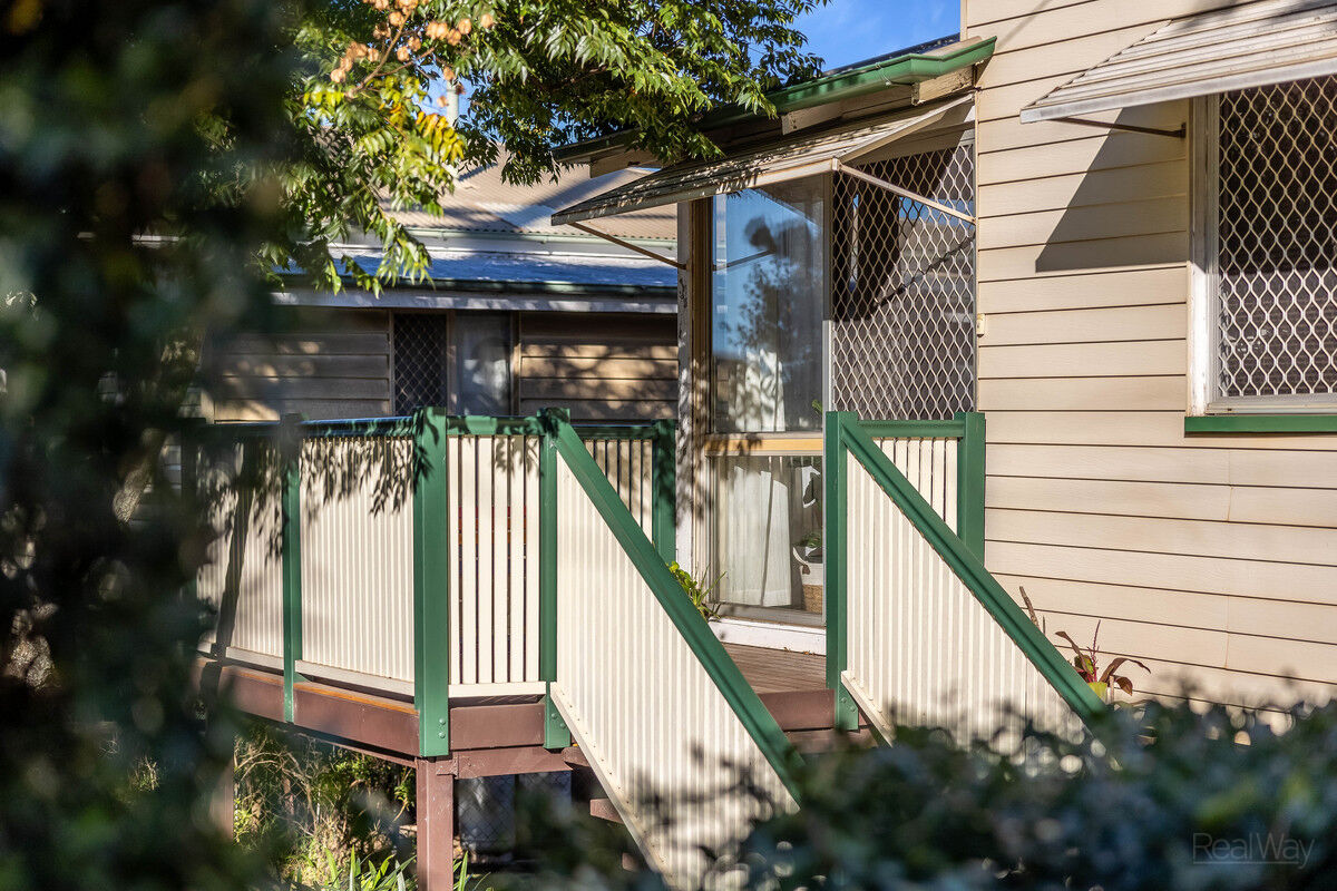 107 Ruthven Street, Harlaxton QLD 4350, Harlaxton - Thumbnail 2