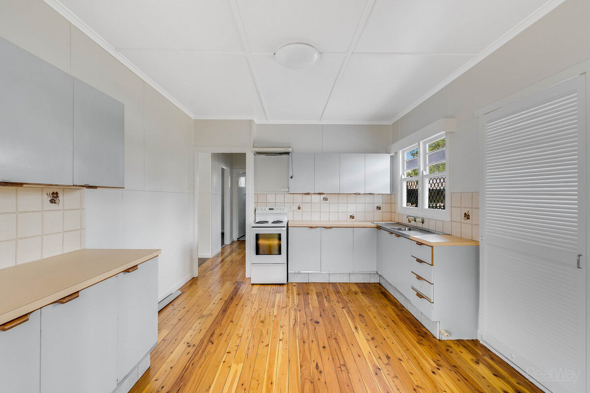 113a Stuart Street, Mount Lofty QLD 4350, Mount Lofty - Thumbnail 2