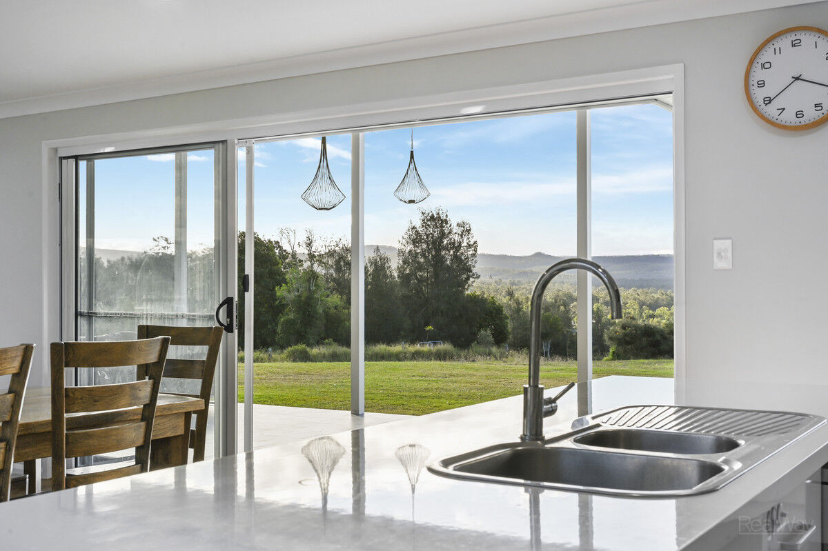 26 Skyline Drive, Withcott QLD 4352, Withcott - Thumbnail 5