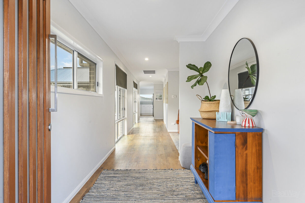 26 Skyline Drive, Withcott QLD 4352, Withcott - Thumbnail 4