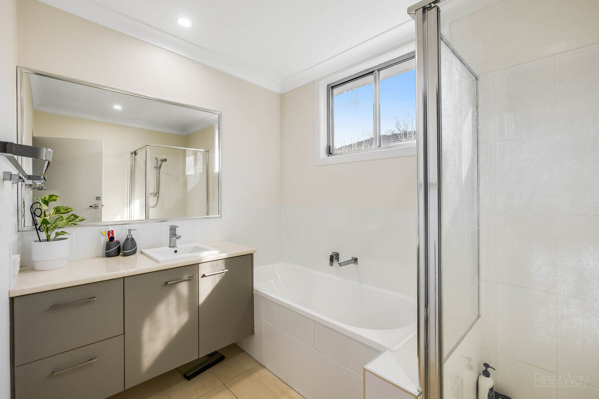 10 Kane Street, Centenary Heights QLD 4350, Centenary Heights - Thumbnail 7