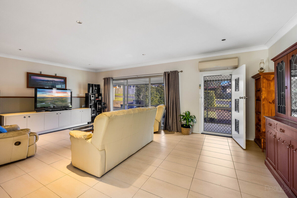 10 Kane Street, Centenary Heights QLD 4350, Centenary Heights - Thumbnail 4