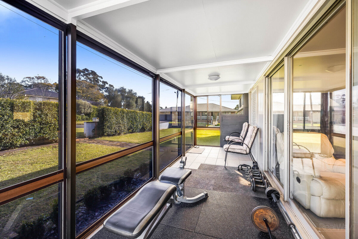 10 Kane Street, Centenary Heights QLD 4350, Centenary Heights - Thumbnail 2