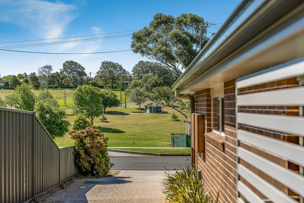 4 / 18 Teesdale Avenue, Newtown QLD 4350, Newtown - Thumbnail 2
