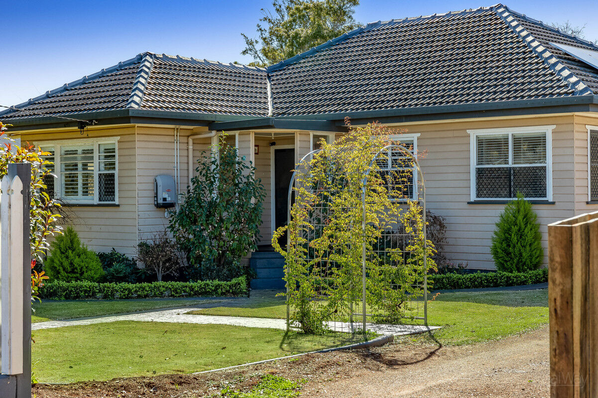 55 Long Street, Rangeville QLD 4350, Rangeville - Thumbnail 2