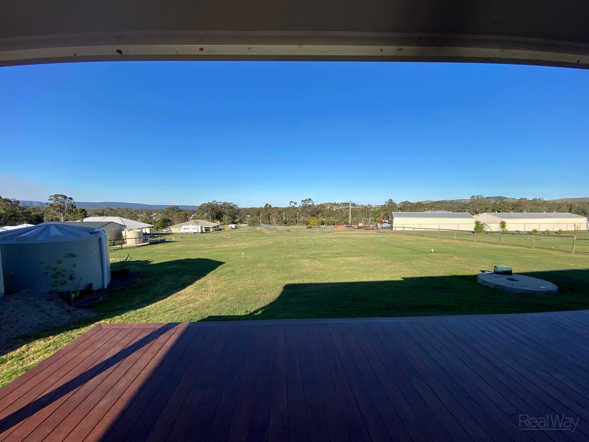 7 Casuarina Crescent, Withcott QLD 4352, Withcott - Thumbnail 5