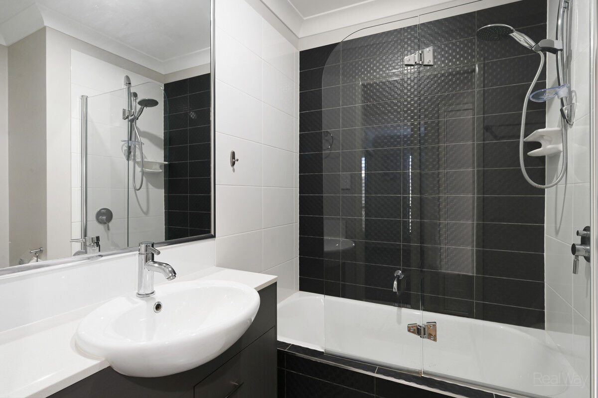 2 / 213 New England Highway, Harlaxton QLD 4350, Harlaxton - Thumbnail 8
