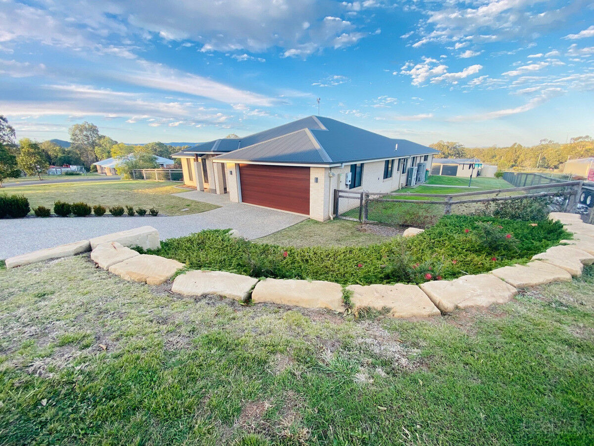 5 Casuarina Crescent, Withcott QLD 4352, Withcott - Thumbnail 2