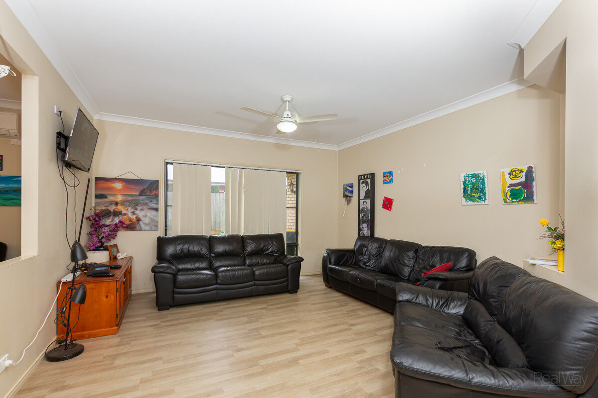19 Campbell Drive, Highfields QLD 4352, Highfields - Thumbnail 3