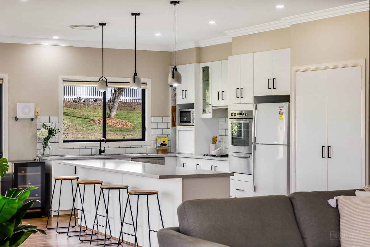 2 Traves Court, Highfields QLD 4352, Highfields - Thumbnail 7