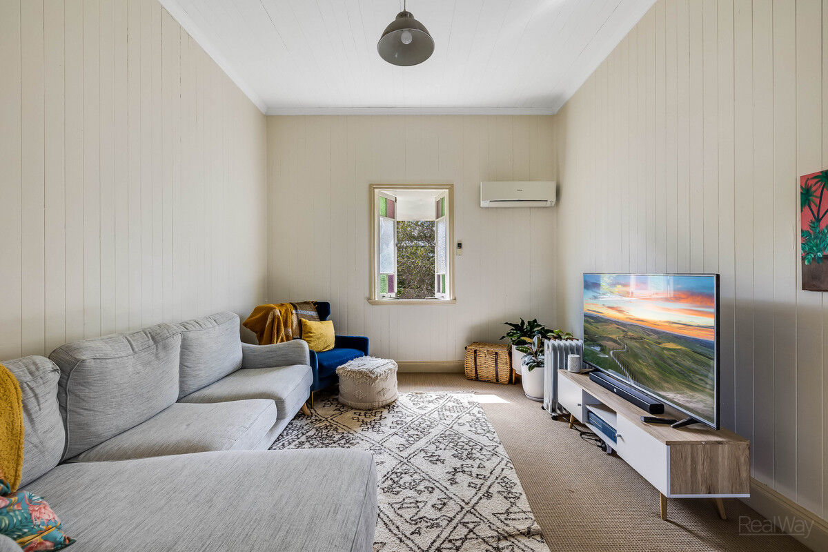 118 Stuart Street, Mount Lofty QLD 4350, Mount Lofty - Thumbnail 3