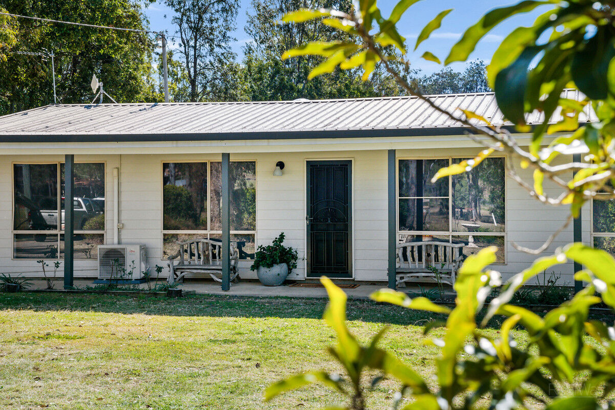 52 Diana Crescent, Postmans Ridge QLD 4352, Postmans Ridge - Thumbnail 3