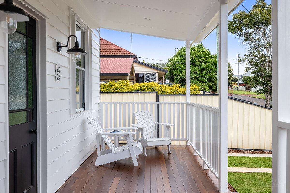 42 Tolmie Street, South Toowoomba QLD 4350, South Toowoomba - Thumbnail 3
