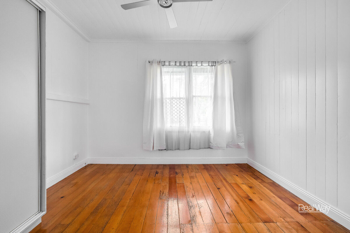 7 Hillside Street, Newtown QLD 4350, Newtown - Thumbnail 7