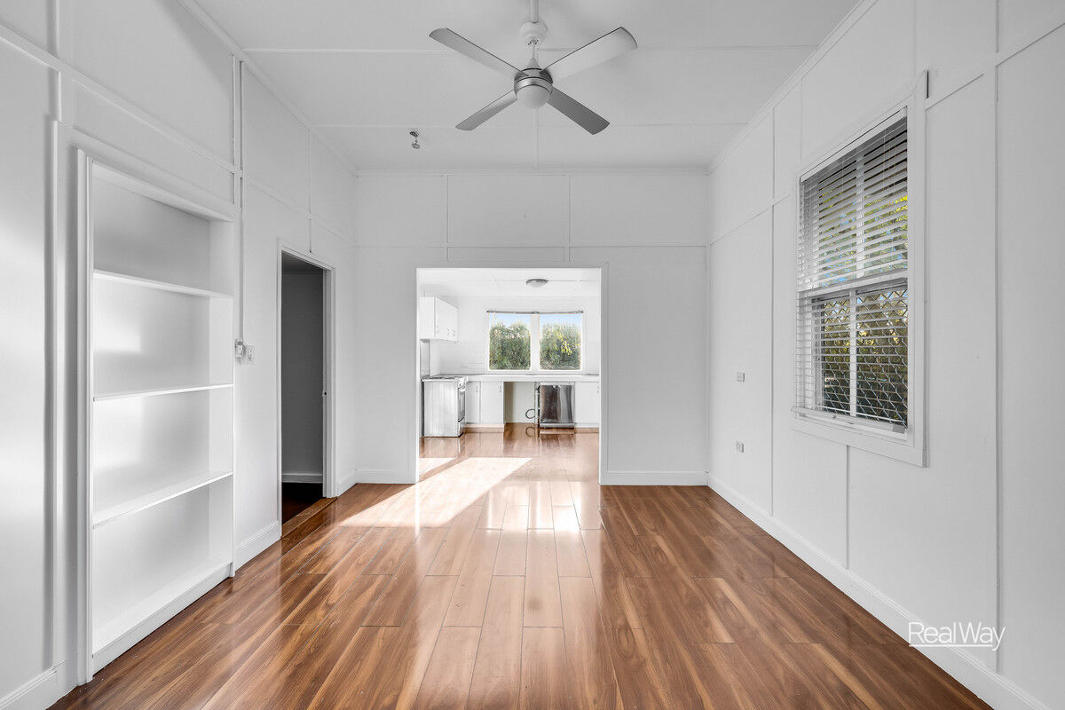 7 Hillside Street, Newtown QLD 4350, Newtown - Thumbnail 4