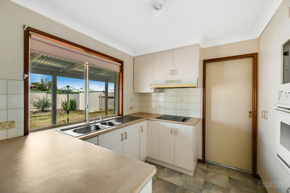 3 Jade Close, Darling Heights QLD 4350, Darling Heights - Thumbnail 4