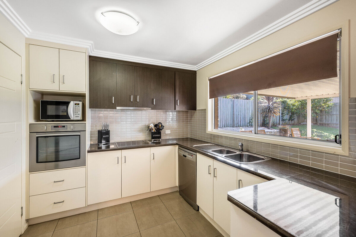 32 Elizabeth Kenny Court, Harristown QLD 4350, Harristown - Thumbnail 2