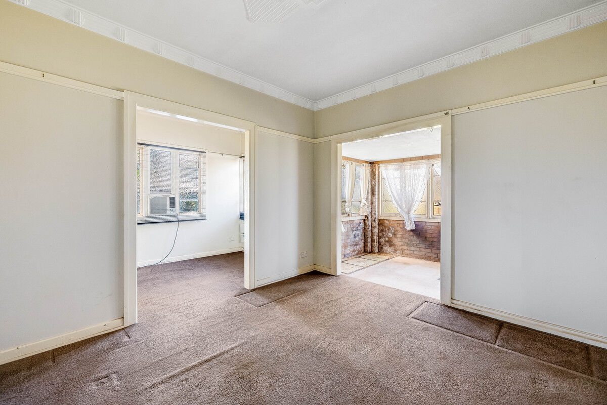 1 St Louis Street, East Toowoomba QLD 4350, East Toowoomba - Thumbnail 6