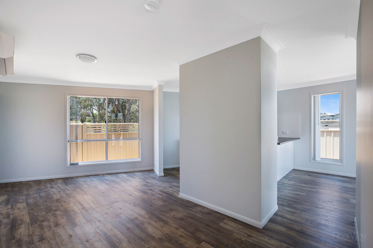2 / 17 Lexi Street, GLENVALE QLD 4350, Glenvale - Thumbnail 3