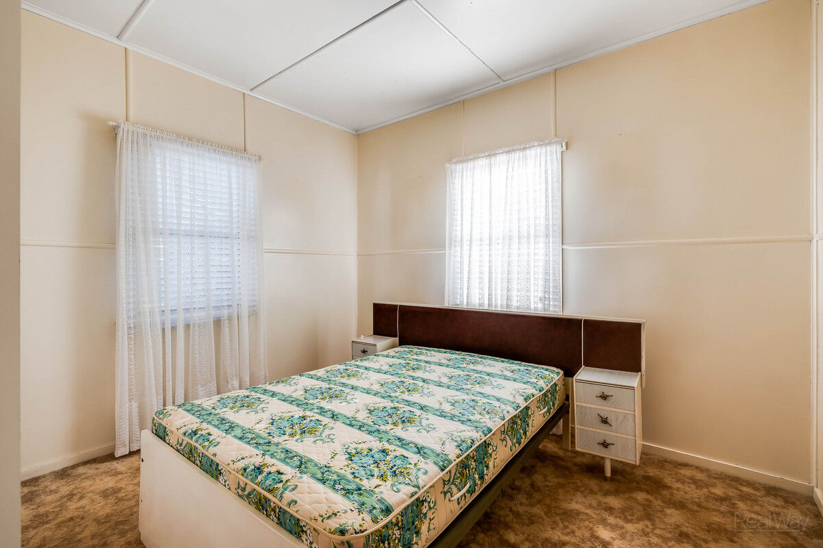 6 Tomkinson Street, Wilsonton QLD 4350, Wilsonton - Thumbnail 8