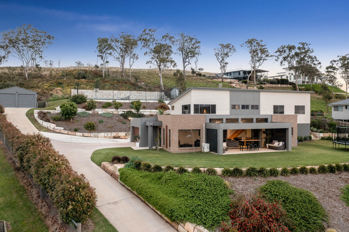 24 Manikato Drive, Hodgson Vale QLD 4352, Hodgson Vale - Thumbnail 2