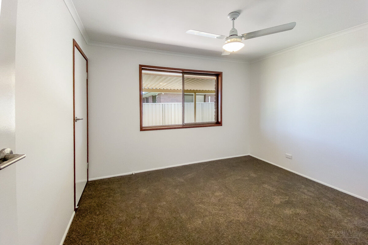 20 Poinciana Street, Newtown QLD 4350, Newtown - Thumbnail 8