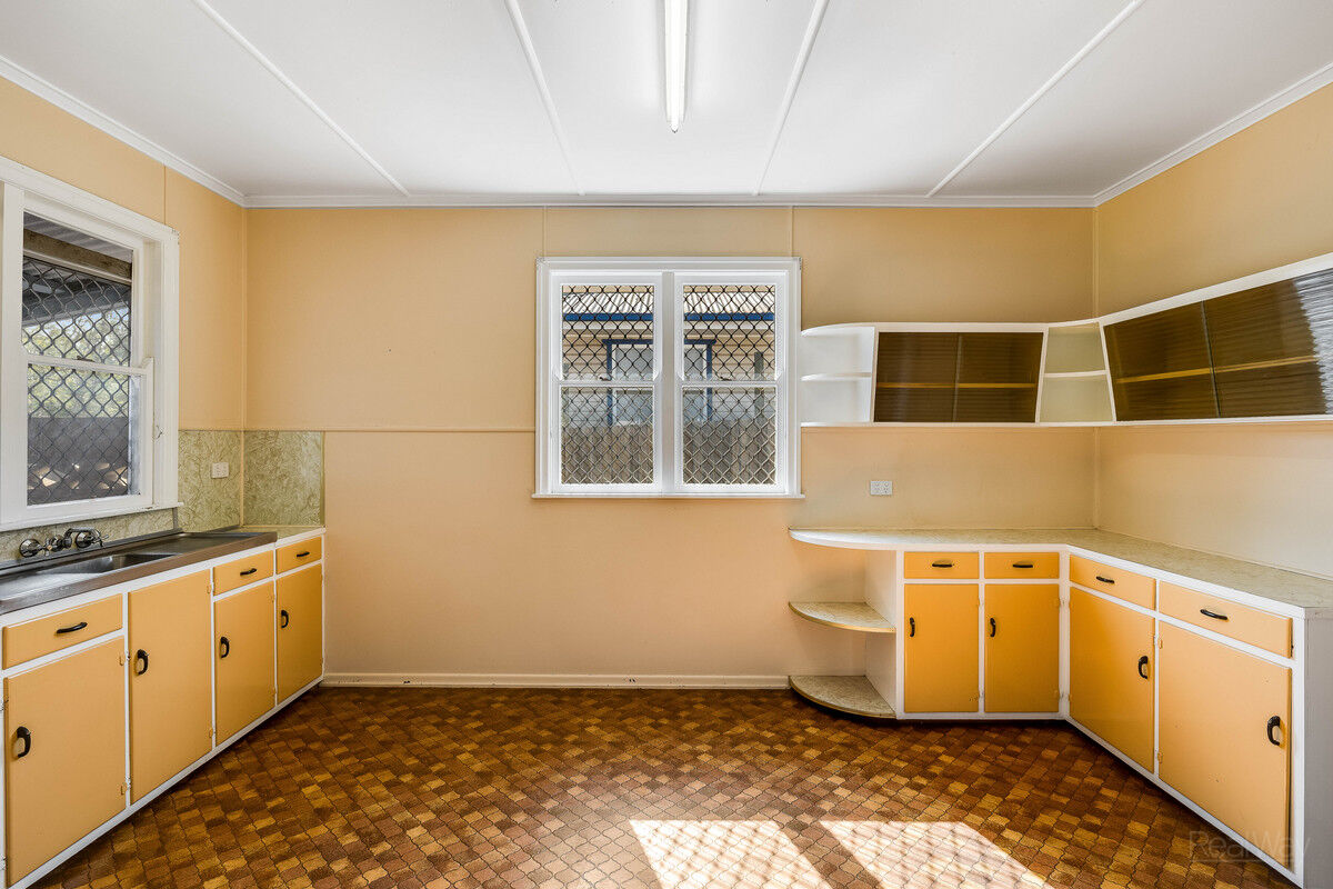 133 Stephen Street, Harristown QLD 4350, Harristown - Thumbnail 6