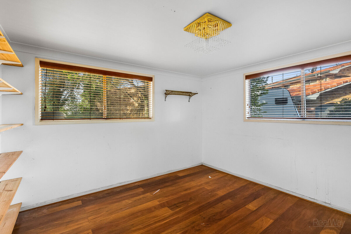19 Katoomba Crescent, Prince Henry Heights QLD 4350, Prince Henry Heights - Thumbnail 7