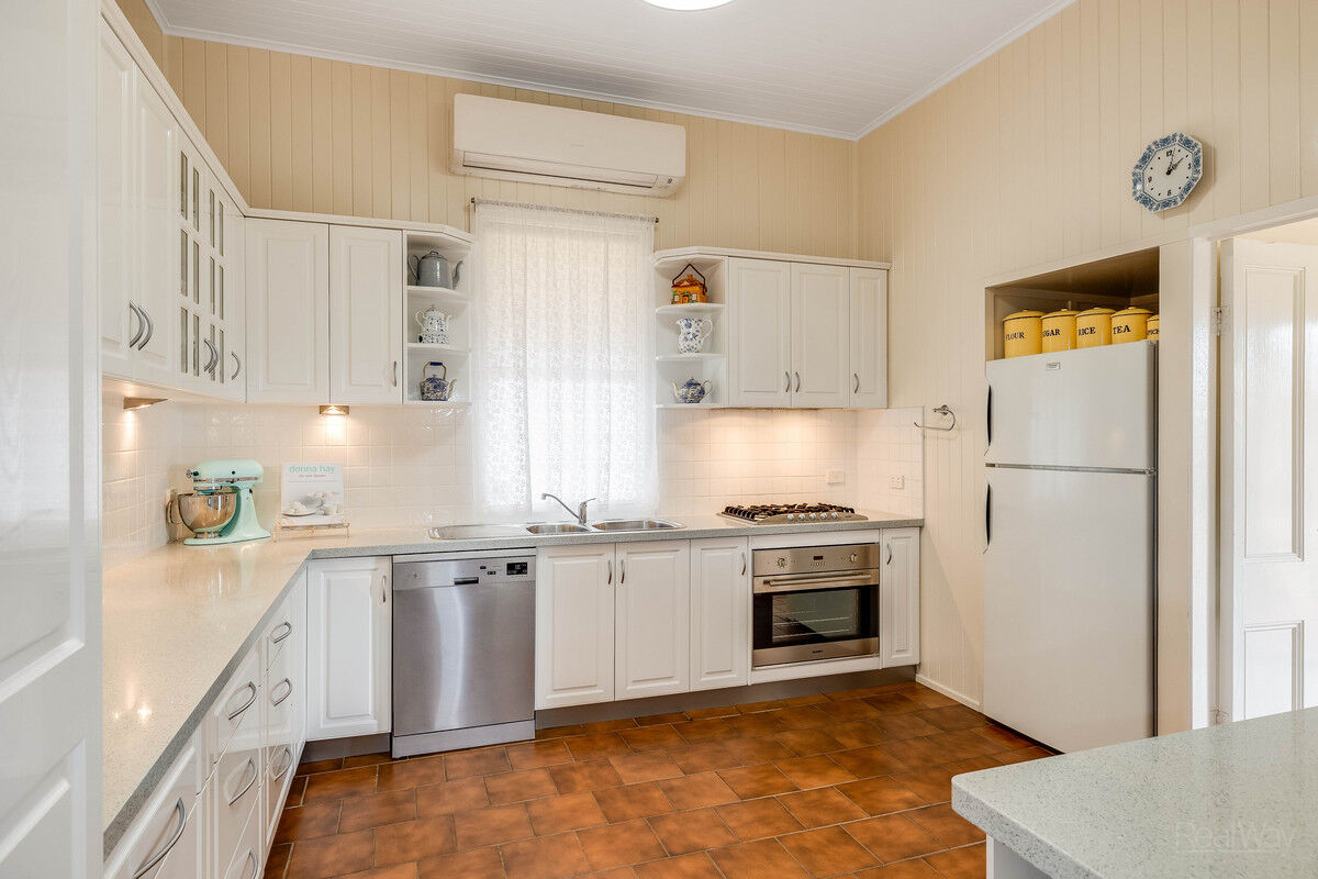 19 Cox Street, Wilsonton QLD 4350, Wilsonton - Thumbnail 3