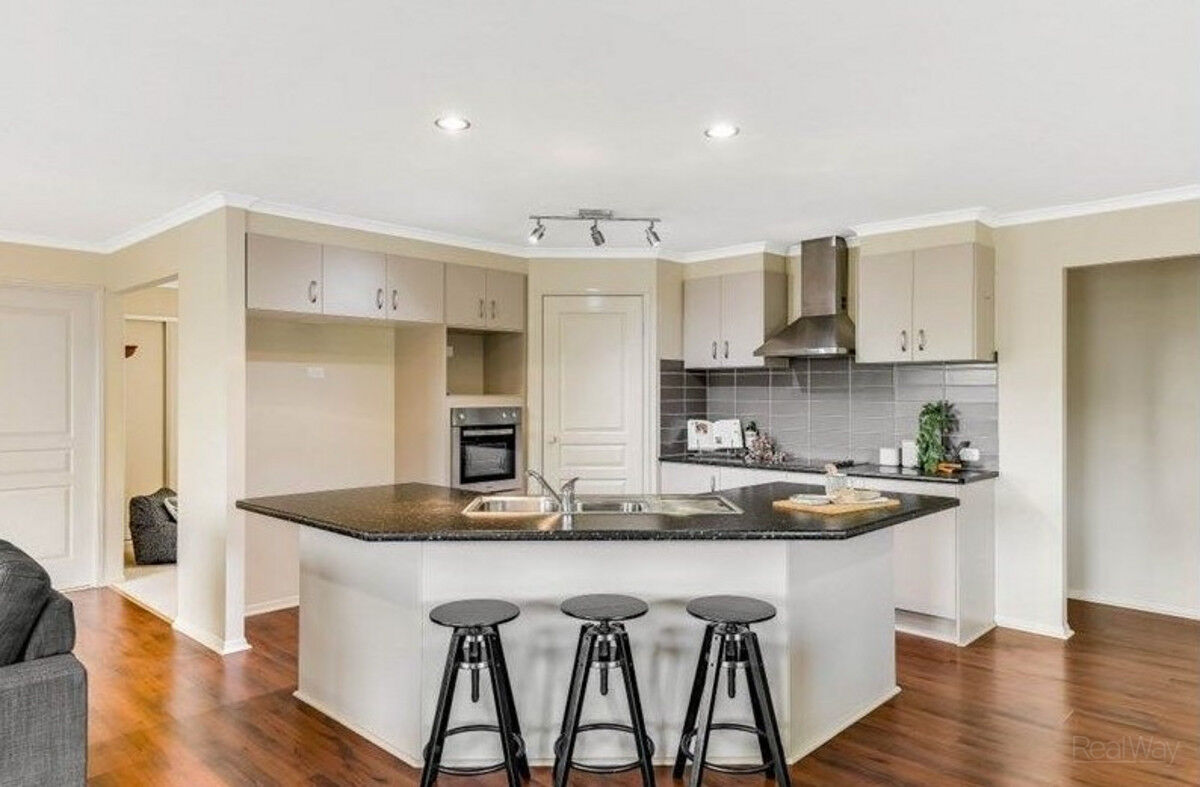 21 Cuttaburra Crescent, Glenvale QLD 4350, Glenvale - Thumbnail 5