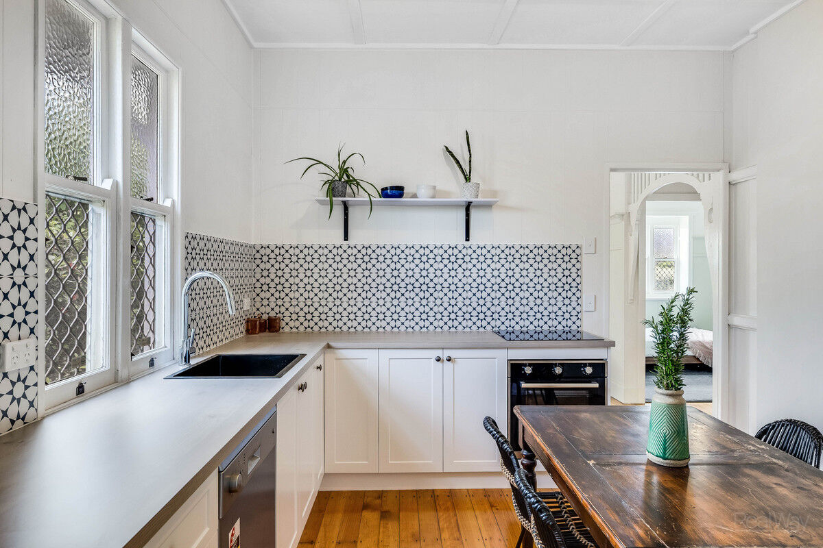 6 Bernard Street, Newtown QLD 4350, Newtown - Thumbnail 5