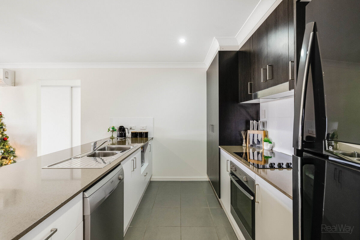 14 Mansell Boulevard, Cotswold Hills QLD 4350, Cotswold Hills - Thumbnail 3