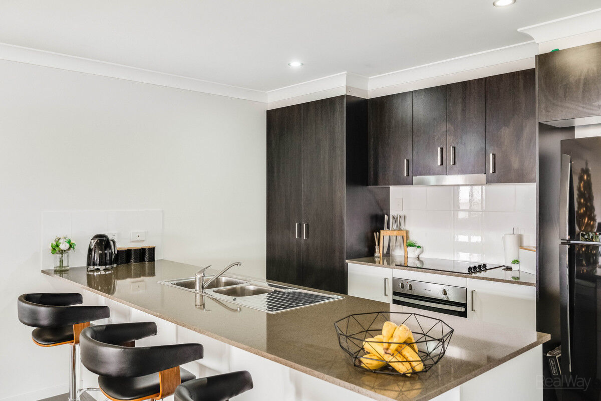 14 Mansell Boulevard, Cotswold Hills QLD 4350, Cotswold Hills - Thumbnail 2