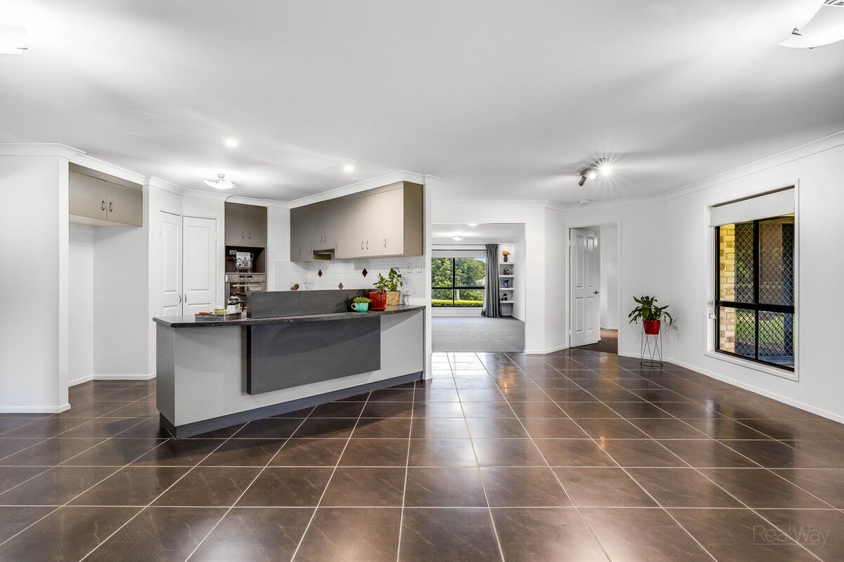 6 Cole Drive, Highfields QLD 4352, Highfields - Thumbnail 7