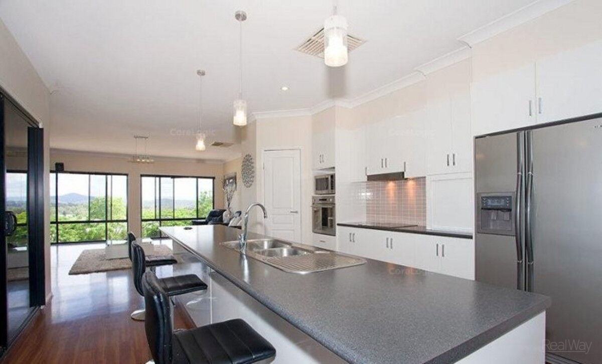 15 Belmore Drive, Withcott QLD 4352, Withcott - Thumbnail 5