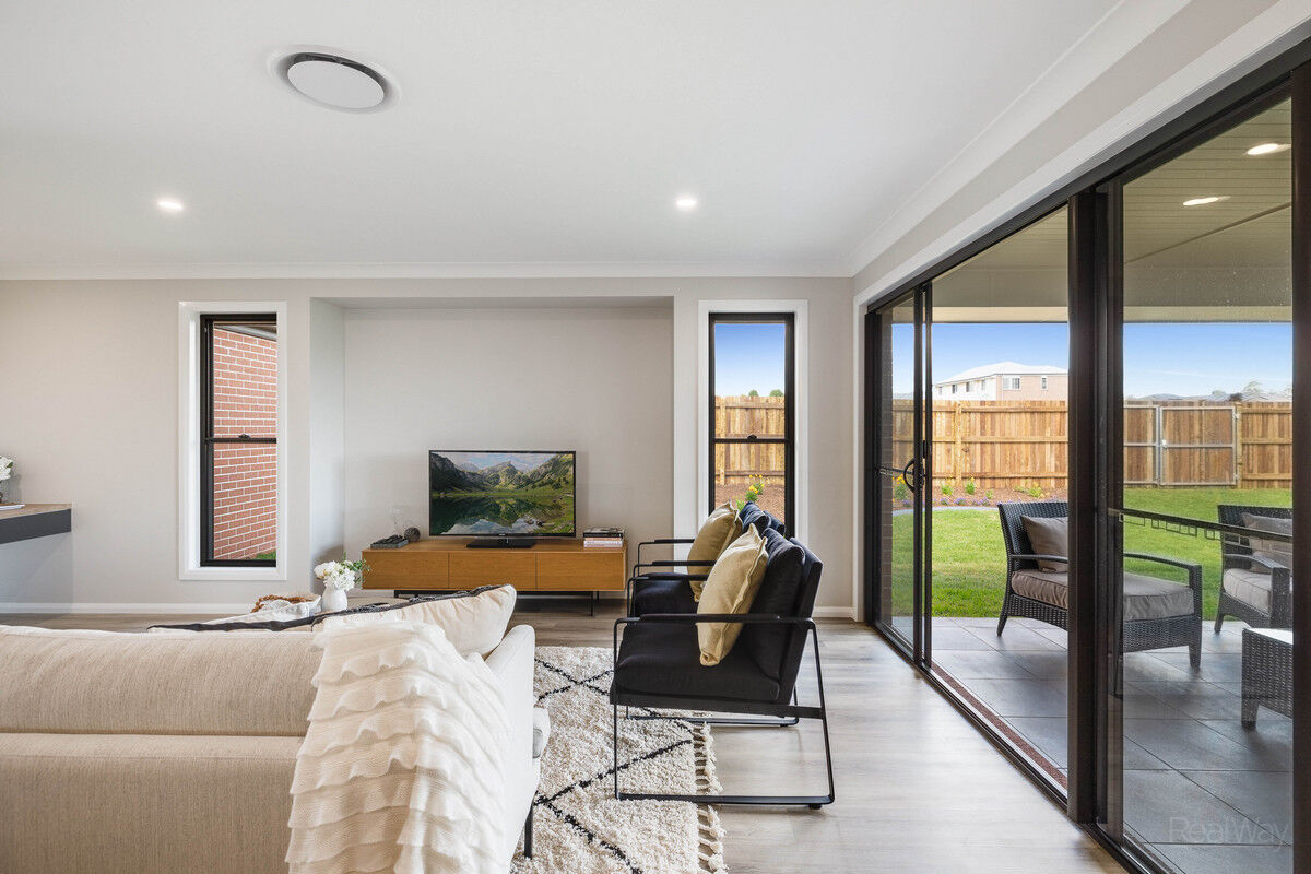 19 MacGregor Avenue, Highfields QLD 4352, Highfields - Thumbnail 4