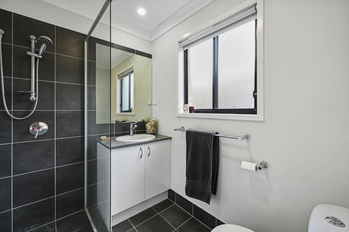 A & B / 19 Alistair Street, Glenvale QLD 4350, Glenvale - Thumbnail 7
