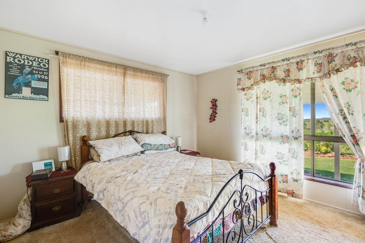 121 Hamlyn Road, OAKEY QLD 4401, Oakey - Thumbnail 7