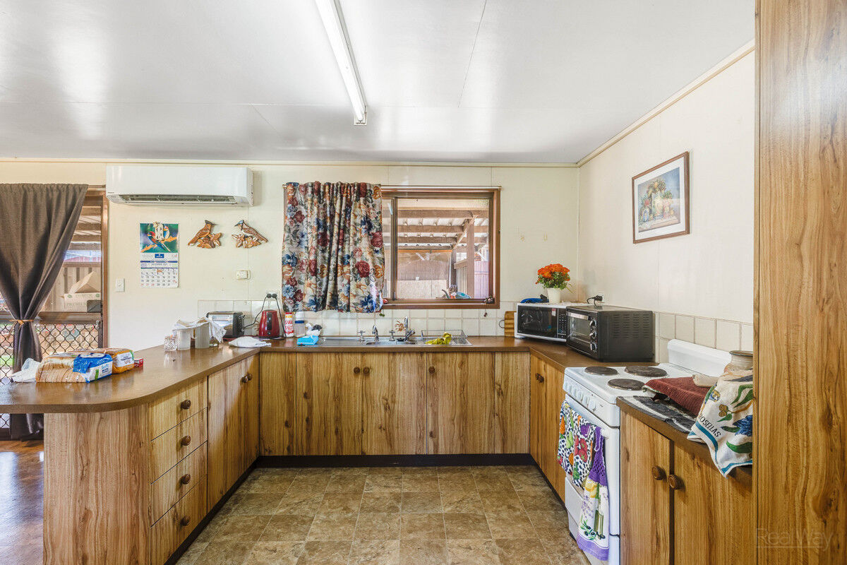 121 Hamlyn Road, OAKEY QLD 4401, Oakey - Thumbnail 6