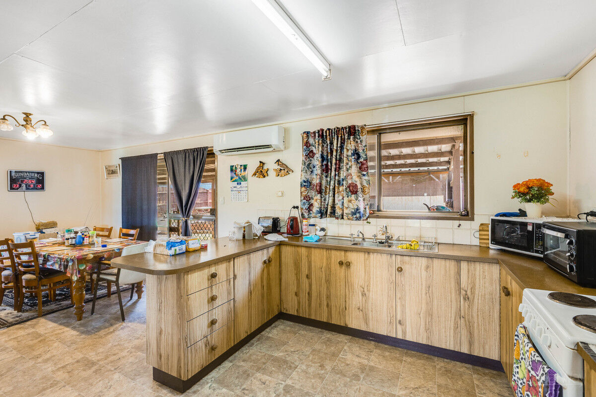 121 Hamlyn Road, OAKEY QLD 4401, Oakey - Thumbnail 5