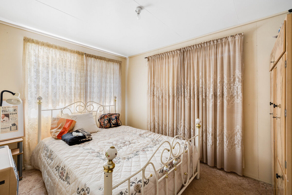 121 Hamlyn Road, OAKEY QLD 4401, Oakey - Thumbnail 8
