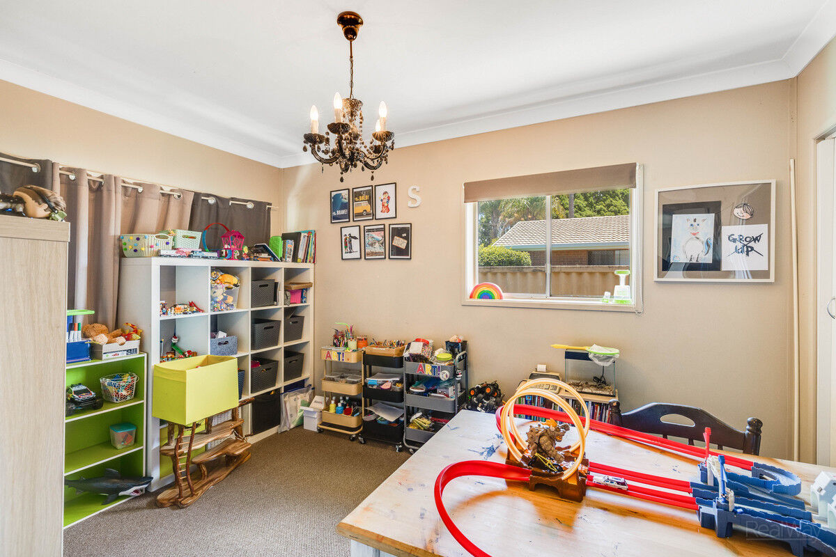 15 Nugent Crescent, Wilsonton QLD 4350, Wilsonton - Thumbnail 8