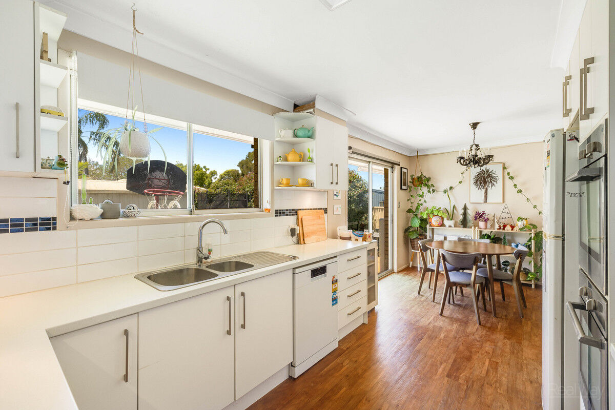 15 Nugent Crescent, Wilsonton QLD 4350, Wilsonton - Thumbnail 4