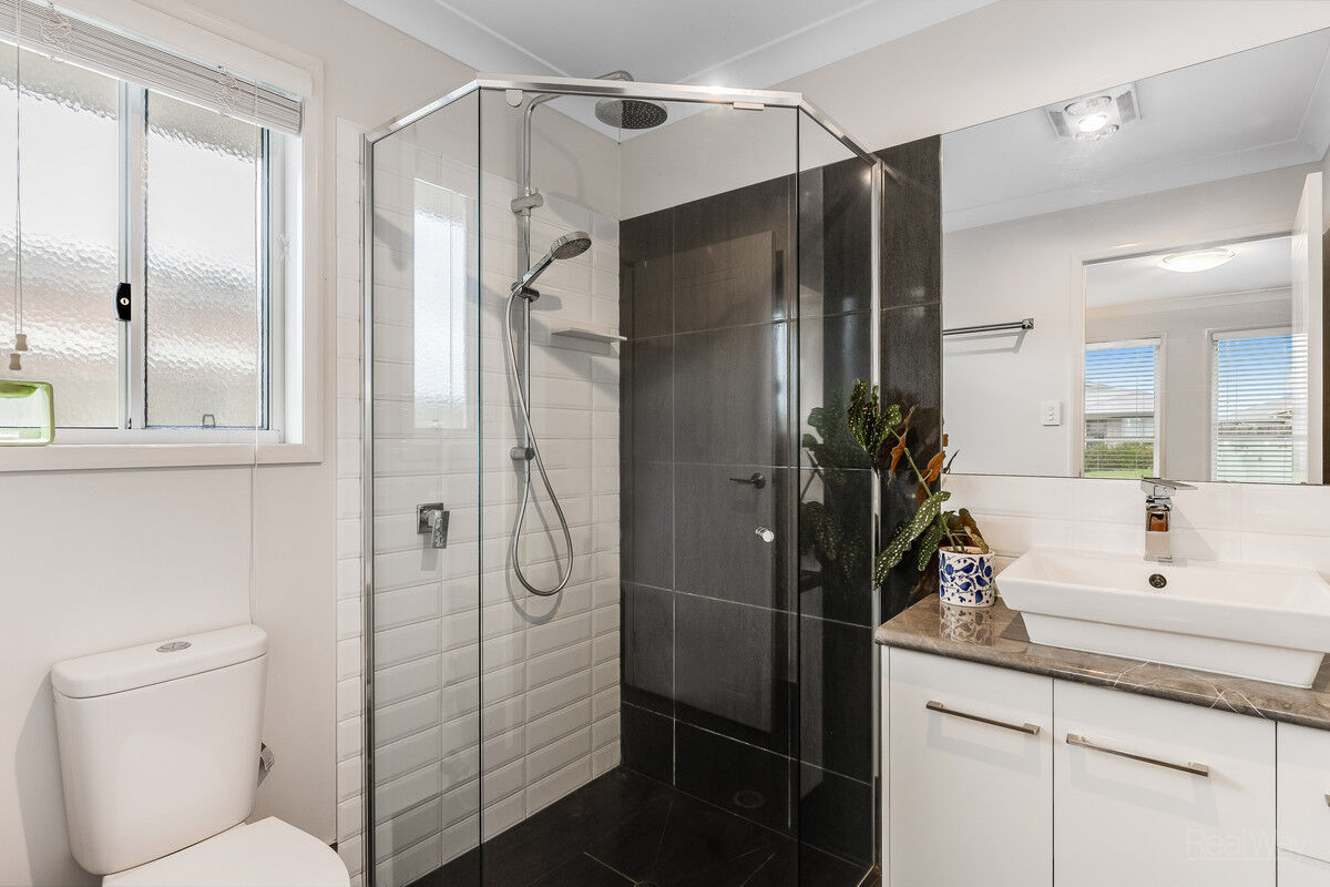 60 Shelby Street, Glenvale QLD 4350, Glenvale - Thumbnail 3