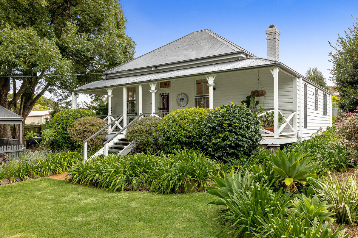 21 Moloney Street, North Toowoomba QLD 4350, North Toowoomba - Thumbnail 2