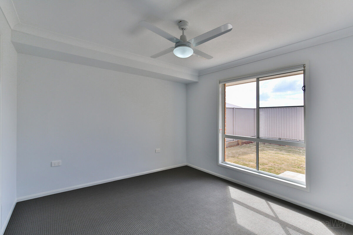 1 & 2 / 5 Costello Street, Harlaxton QLD 4350, Harlaxton - Thumbnail 5